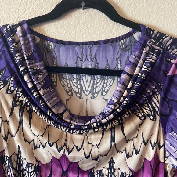 Lovely Top - Picture 3 of 5